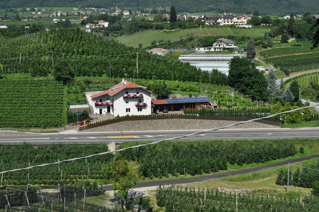 Garni San Paolo Hotel Appiano Sulla Strada Del Vino Bagian luar foto