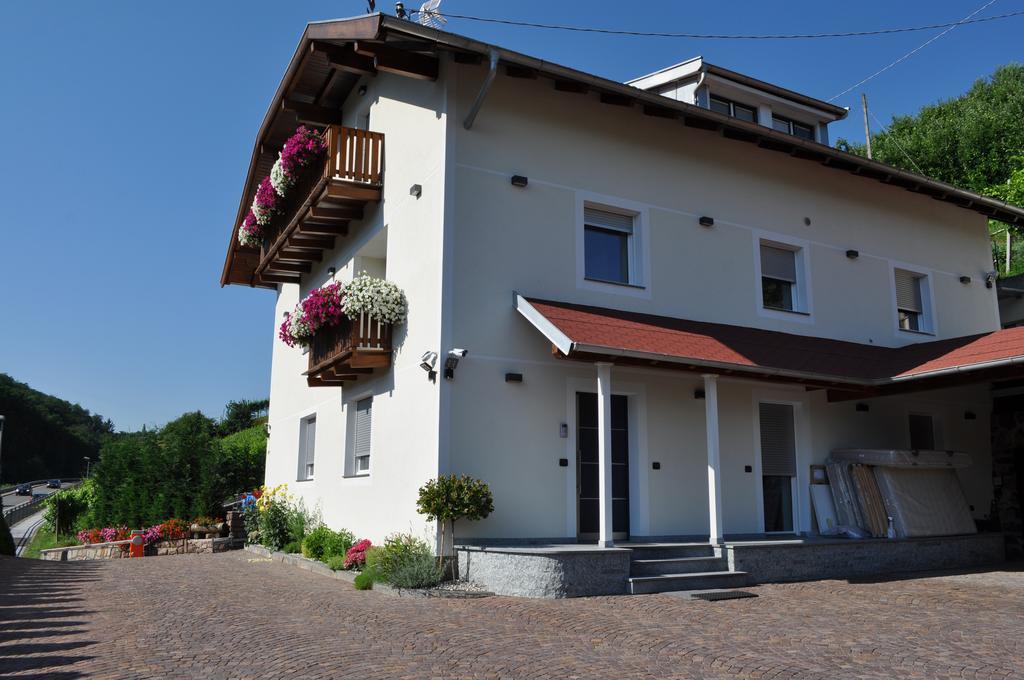 Garni San Paolo Hotel Appiano Sulla Strada Del Vino Bagian luar foto