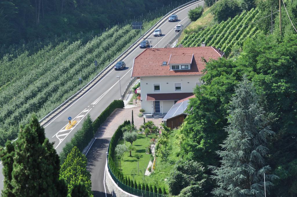 Garni San Paolo Hotel Appiano Sulla Strada Del Vino Bagian luar foto