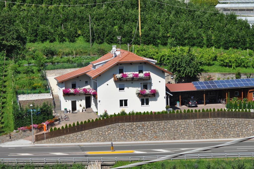 Garni San Paolo Hotel Appiano Sulla Strada Del Vino Bagian luar foto