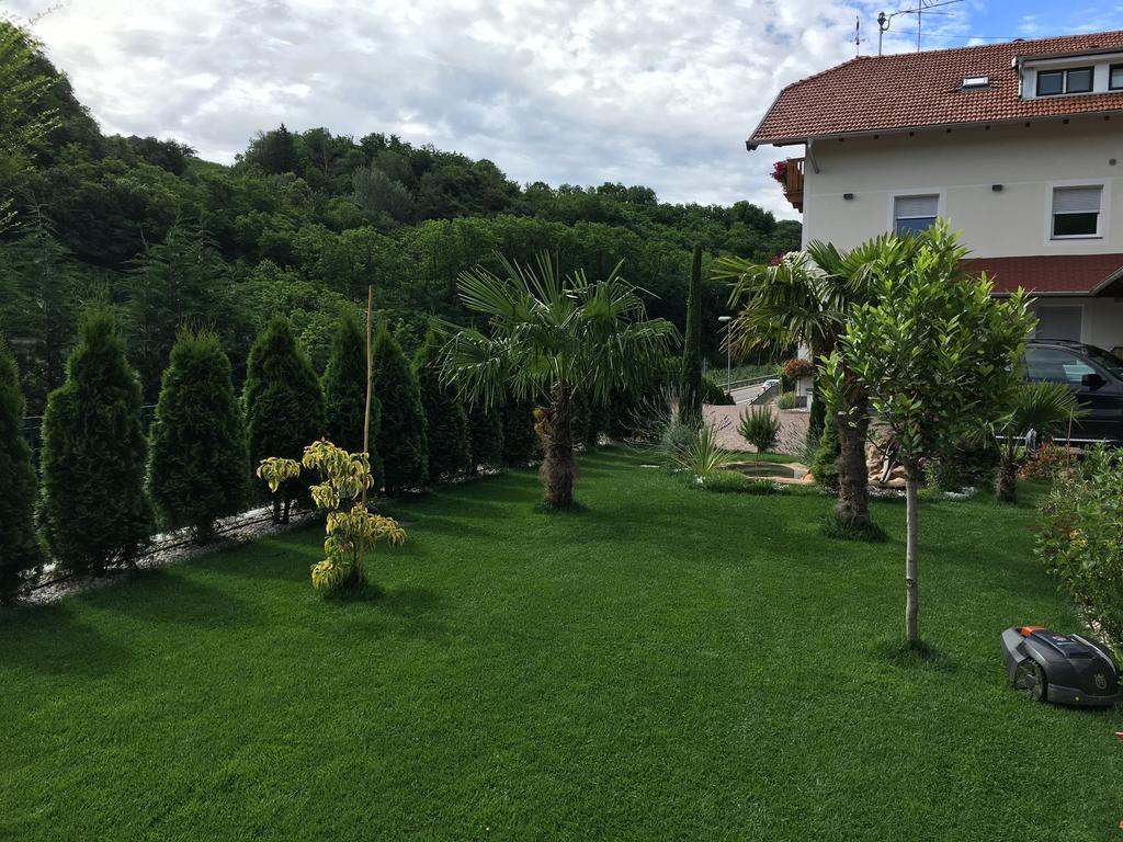 Garni San Paolo Hotel Appiano Sulla Strada Del Vino Bagian luar foto